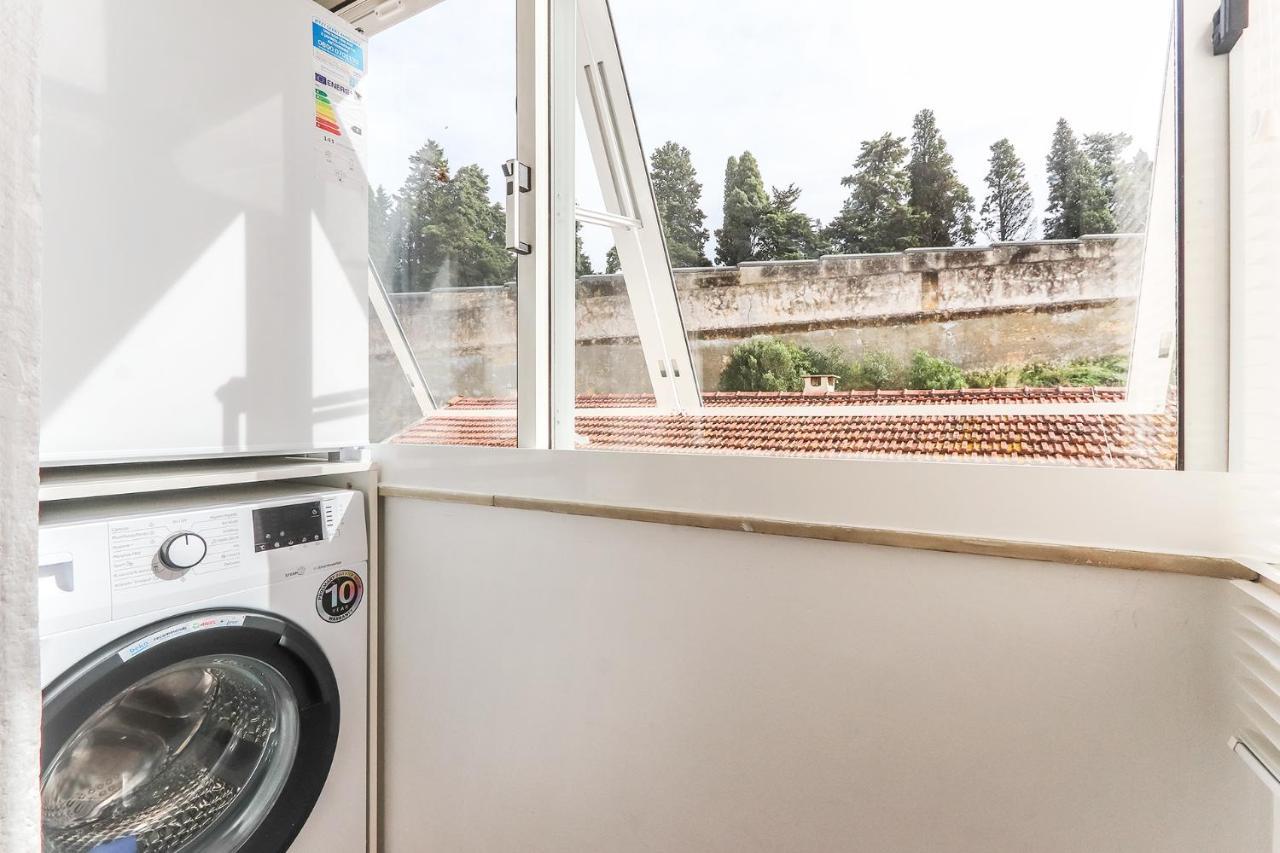 Portucale ! Stylish Campo Ourique Apartamento Lisboa